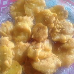 Aloo k pakoray A picture of Aloo k pakoray.