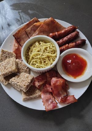 A picture of Mix Platter😊.