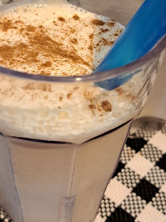 A picture of Cinnamon Peach Smoothie.