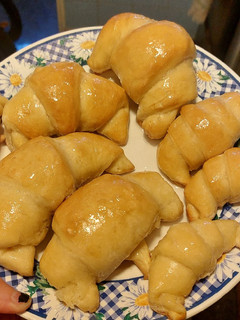 Una foto de Medialunas dulces 🥐