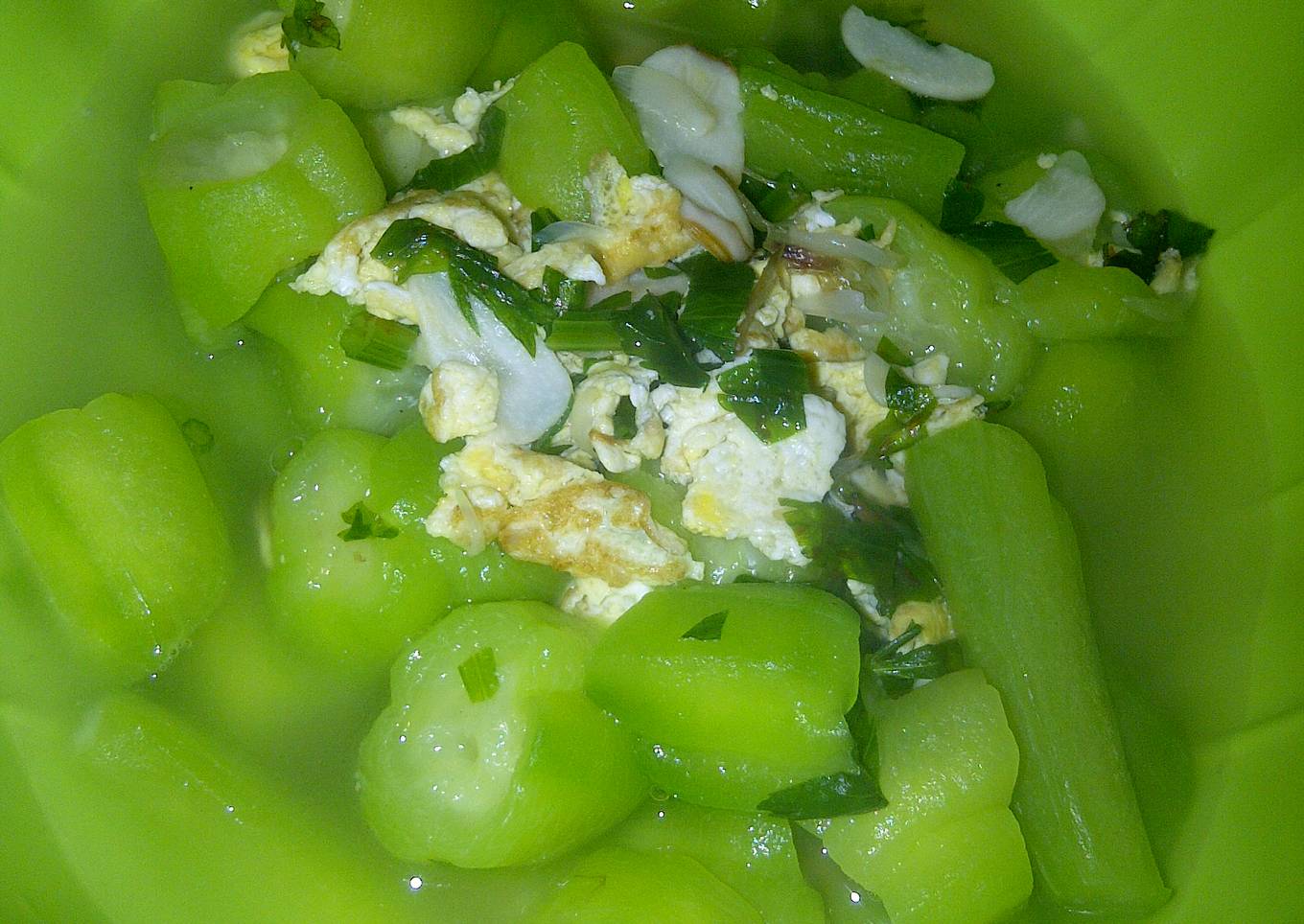 Tumis Oyong Kuah Telur