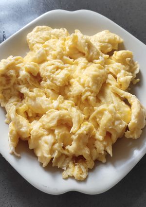 A picture of Scrambled Eggs.