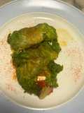 Involtini di insalata con brie in padella