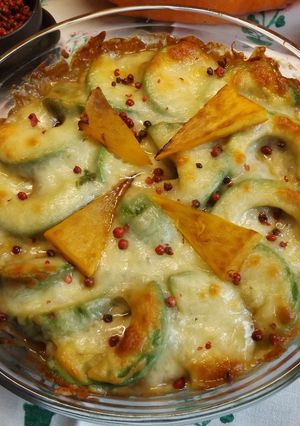 Foto principal de Pastel de calabaza con aguacate y carne de cerdo