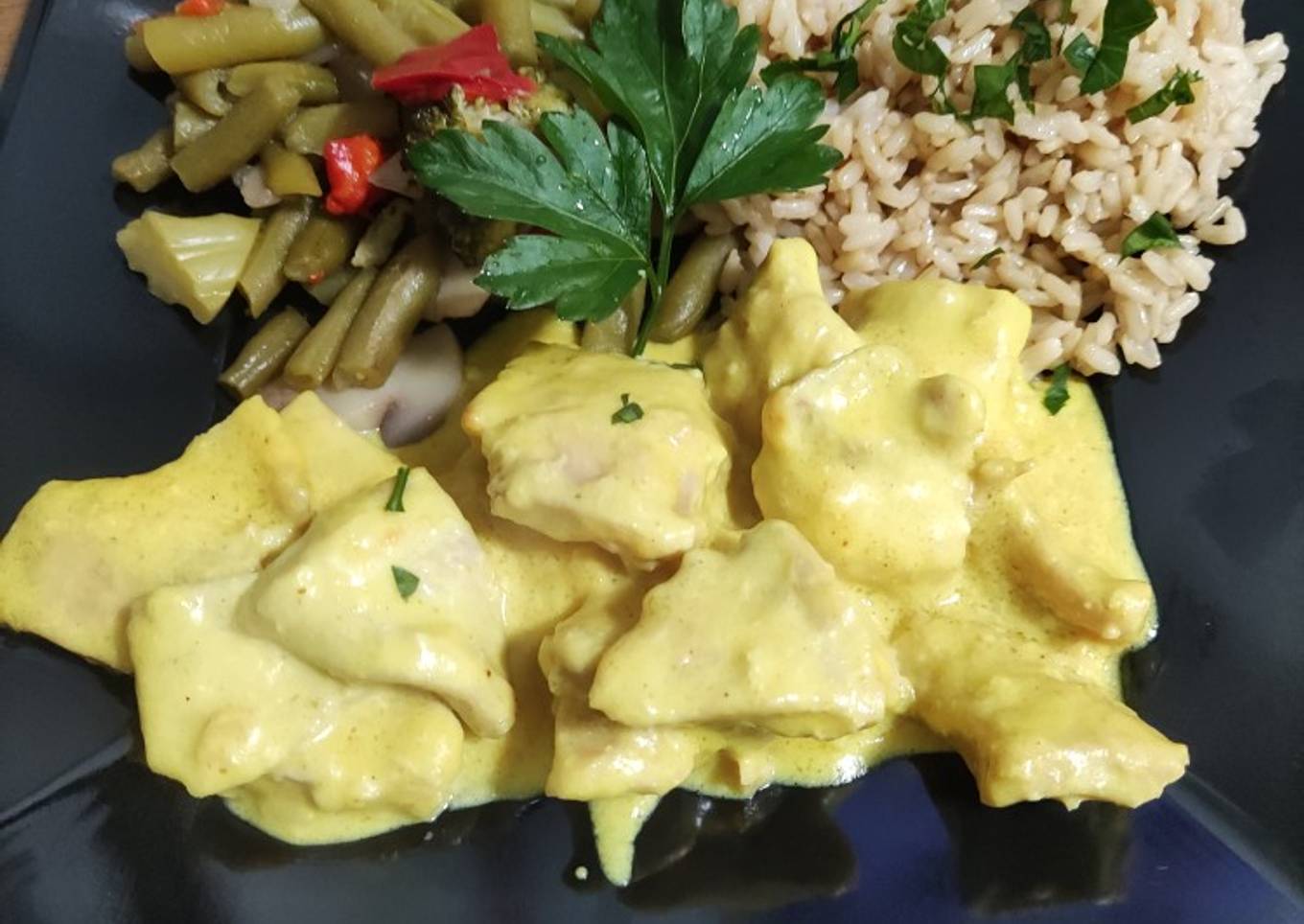 Pollo al curry en microondas