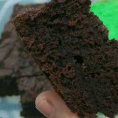 รูปของ Brownies putih telur