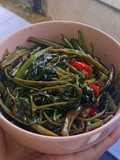 Tumis Kangkung Oncom