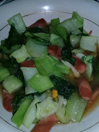 Cara Mudah Membuat Resep Tumis pokcoy sosis pedas Anti Ribet, Bikin Ngiler