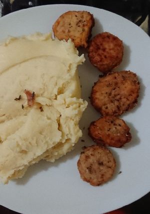 Una foto de Bolitas de atún y queso crema