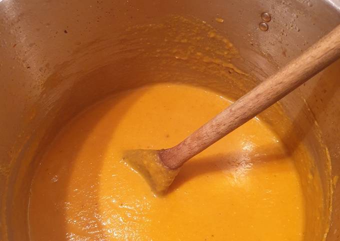 How to Prepare Speedy Spiced carrot and lentil soup