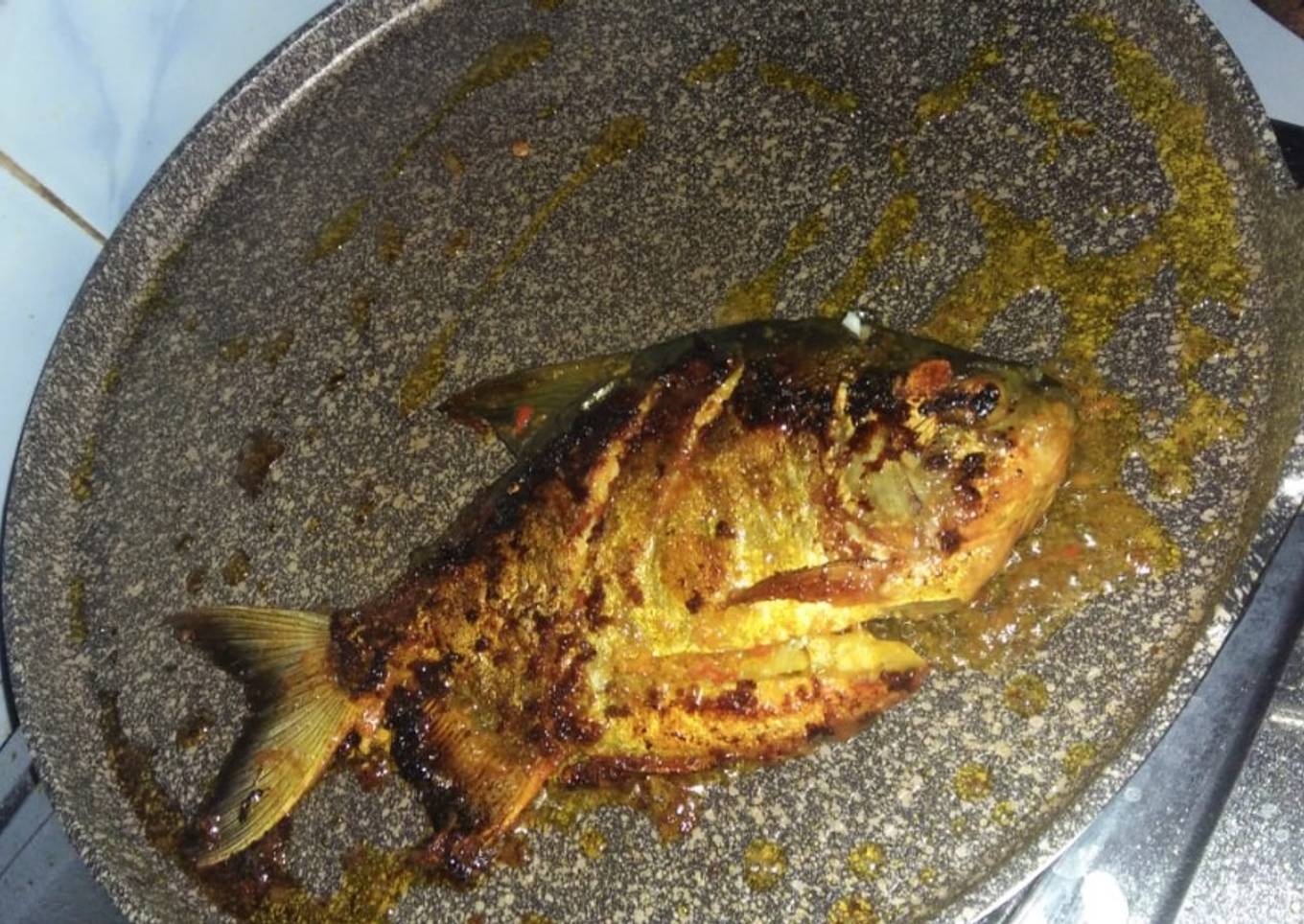 Ikan bawal bakar teflon pedas