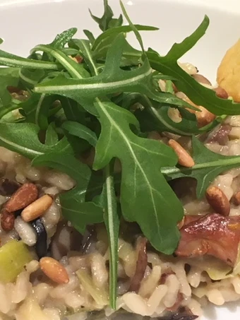 Easy Steps to Make Risotto with leeks, mushrooms &amp; Parmesan crisps the So Delicious Delicious