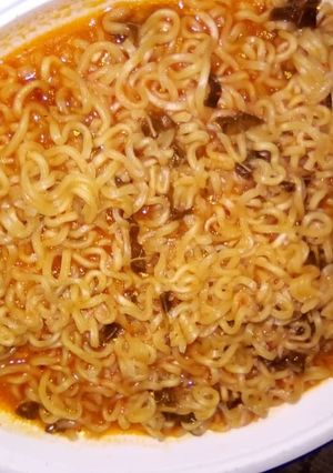 Simple Noodles ainihin hoton girkin