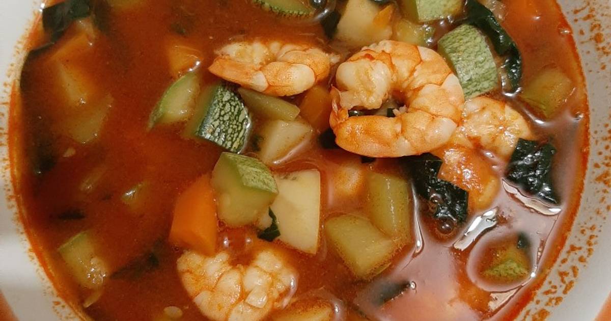 Caldo de camarón fresco, con mucha verdura Receta de Esther Soto- Cookpad