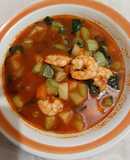 Caldo de camarón fresco, con mucha verdura