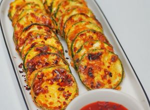 Foto resep Korean Style Zucchini Slice Pan Fried - Hobak Jeon 호박전