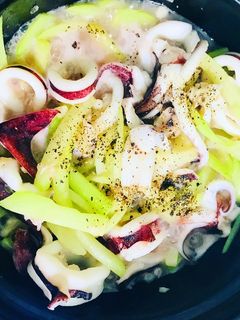 Hình của món Mực xào su hào.