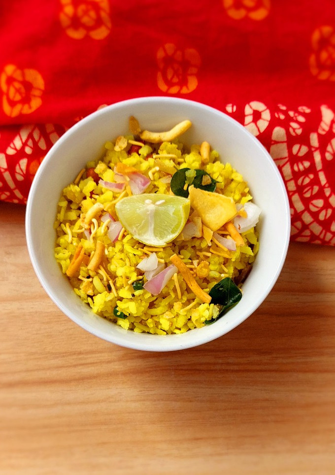 A picture of Kanda poha.