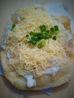 Lángos gluténmentesen recept fotója