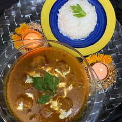 A picture of Dum Aloo.