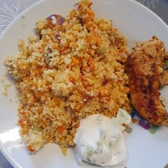 A picture of Easy couscous with refreshing cucumber salat.