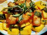 Thịt chiên giòn sốt Thái