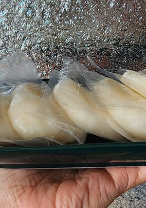 Hình của món Bánh dày truyền thống làm từ xôi nếp.
