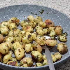 A picture of Easy Baby Potatoes Recipe.