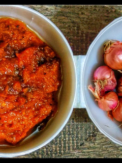 உள்ளி தீயல்(ulli theeyal recipe in tamil) செய்முறை முக்கிய புகைப்படம்