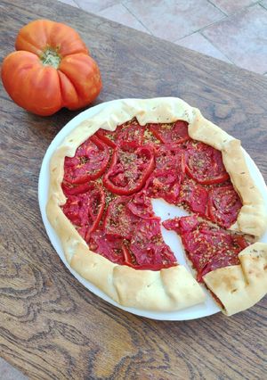 Une photo de 🍅 TARTE À LA TOMATE