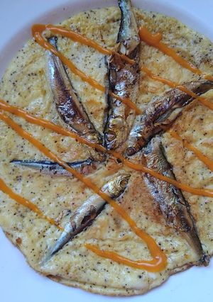 A picture of Omelette with smoked fish.