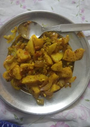 A picture of Fried idli.