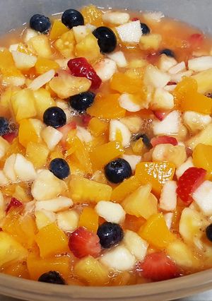 Una foto de Ensalada de frutas con arándanos