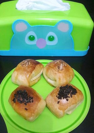 Foto resep Bolen pisang keju coklat syan syan