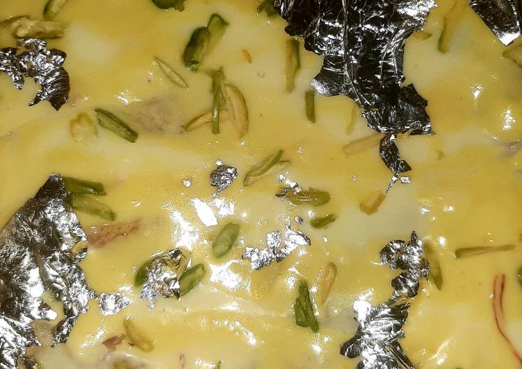 Recipe of Homemade SHAHI TUKDE (rich bread pudding)