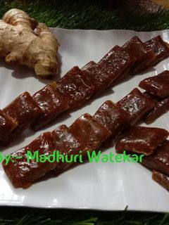 गुळाचा आलेपाक (gulacha aale pak recipe in marathi) रेसिपी चे मुख्य फोटो