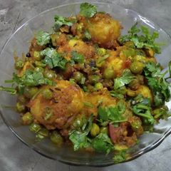 A picture of Dum aloo bhuna masala.