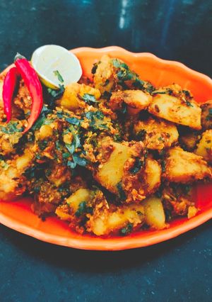 A picture of Lasaniya Batata.