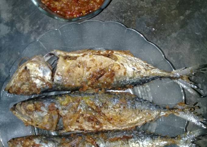 Ikan kembung goreng