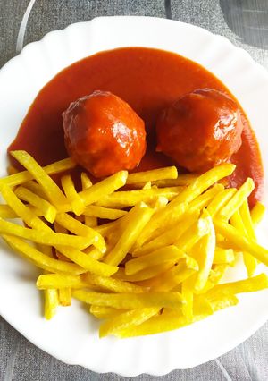 Paradicsomos húsgombóc cukormentesen is,,retro,, recept fotója