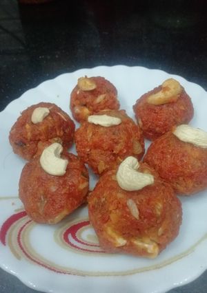 A picture of Carrot Ladoos.