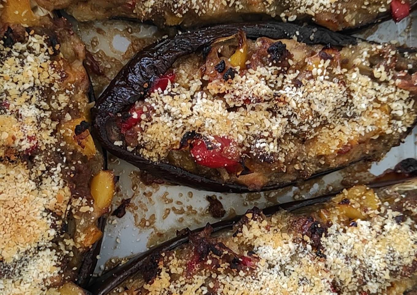 Aubergines farcies aux poivrons