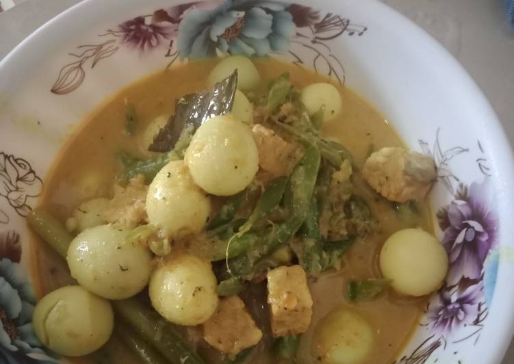 Cara Gampang Menyiapkan Gulai kuning buncis telur puyuh tempe, Lezat