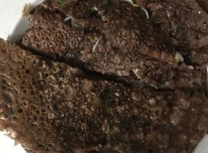 Hình của món Bánh xèo gạo lứt (chay).