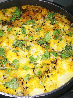 लौकी हांडवा (Lauki handva recipe in hindi) रेसिपी मुख्य फोटो
