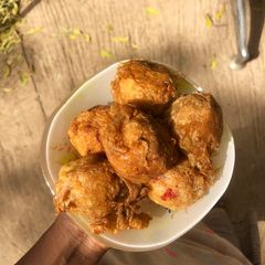 A picture of Yam balls.
