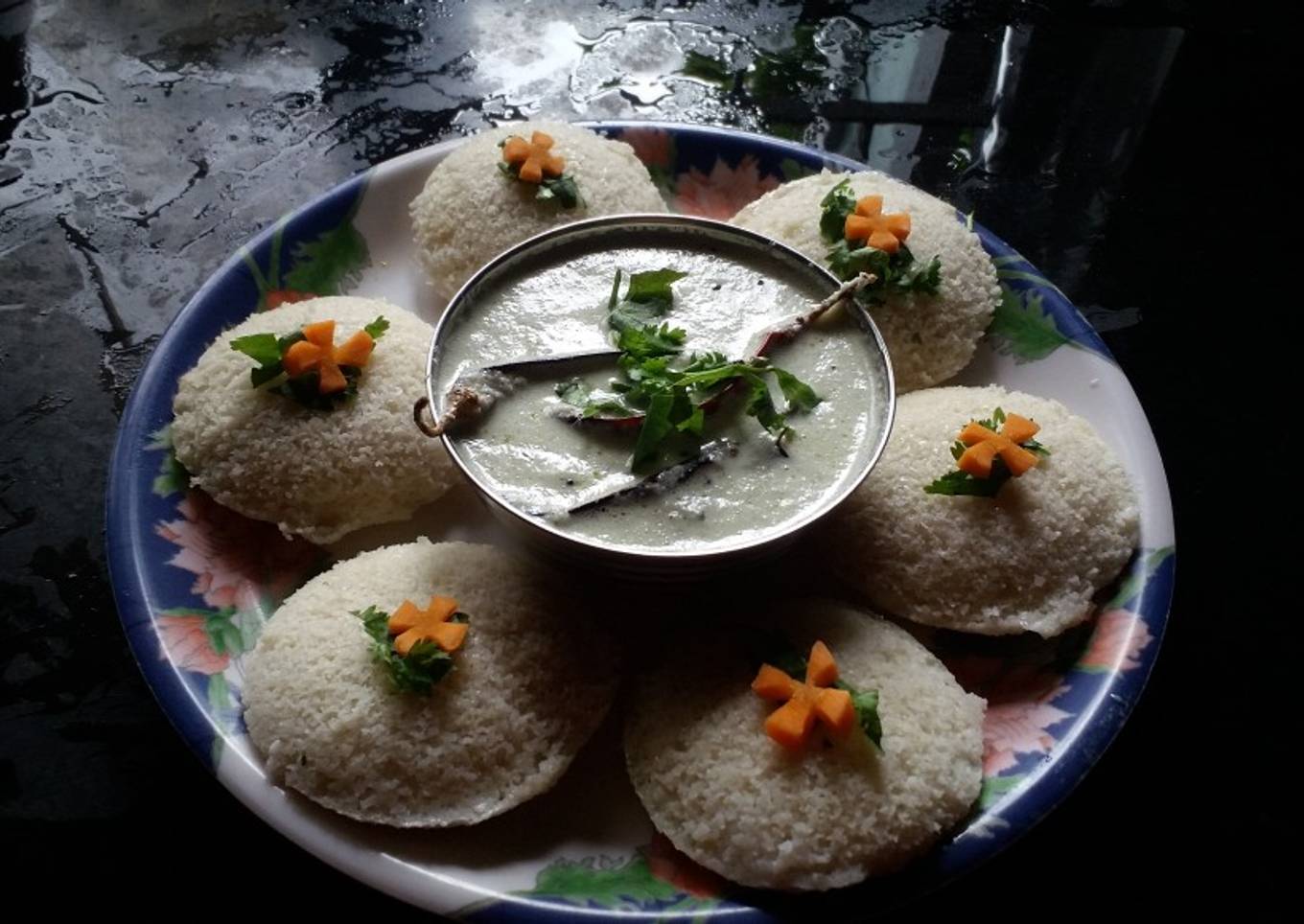 Idli coconut chutney