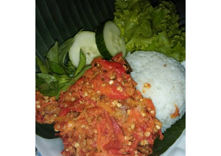 Proses meracik Ayam penyet #simpel, Bisa Manjain Lidah