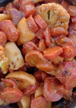 A picture of Gazar ka meetha achar.