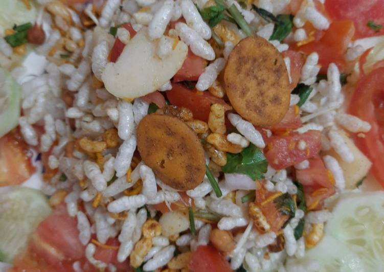Bhelpuri salad